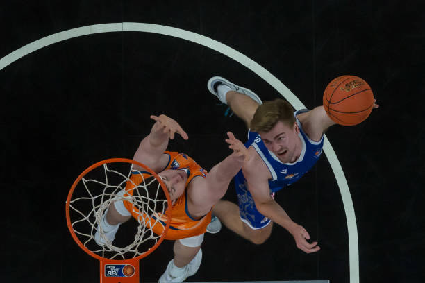 且有效攻门 且有效攻门