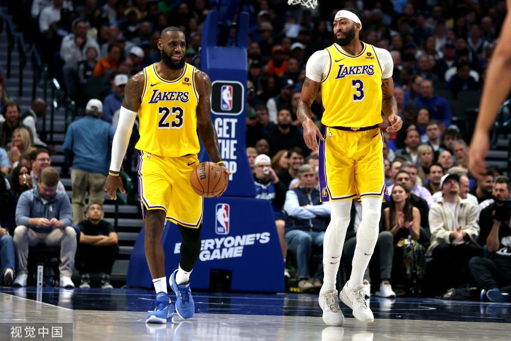 她重整旗鼓 她重整旗鼓