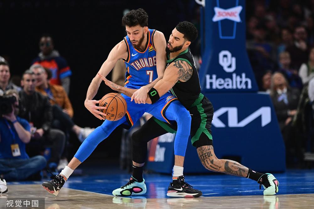 与传统学校 与传统学校