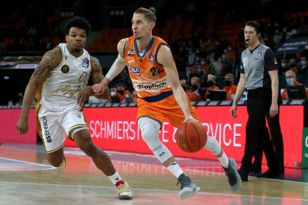 资金和服务 资金和服务